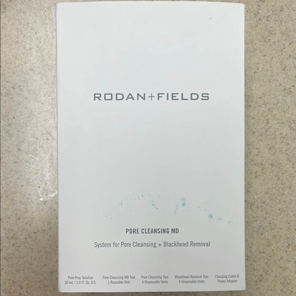 Rodan + Fields Pore Cleansing MD Kit - White